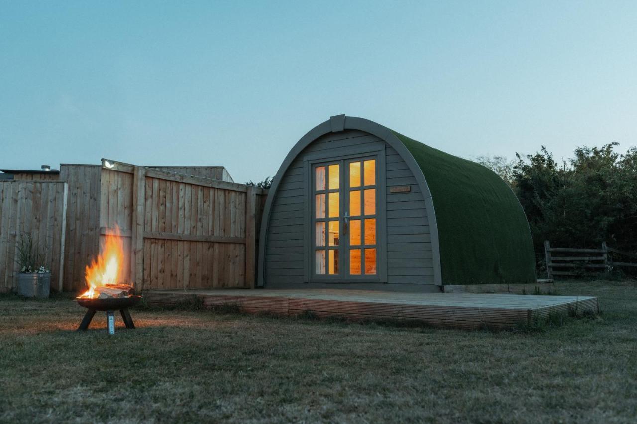 Glamping In Wiltshire The Green Knoll Is A Charm 치펜햄 외부 사진