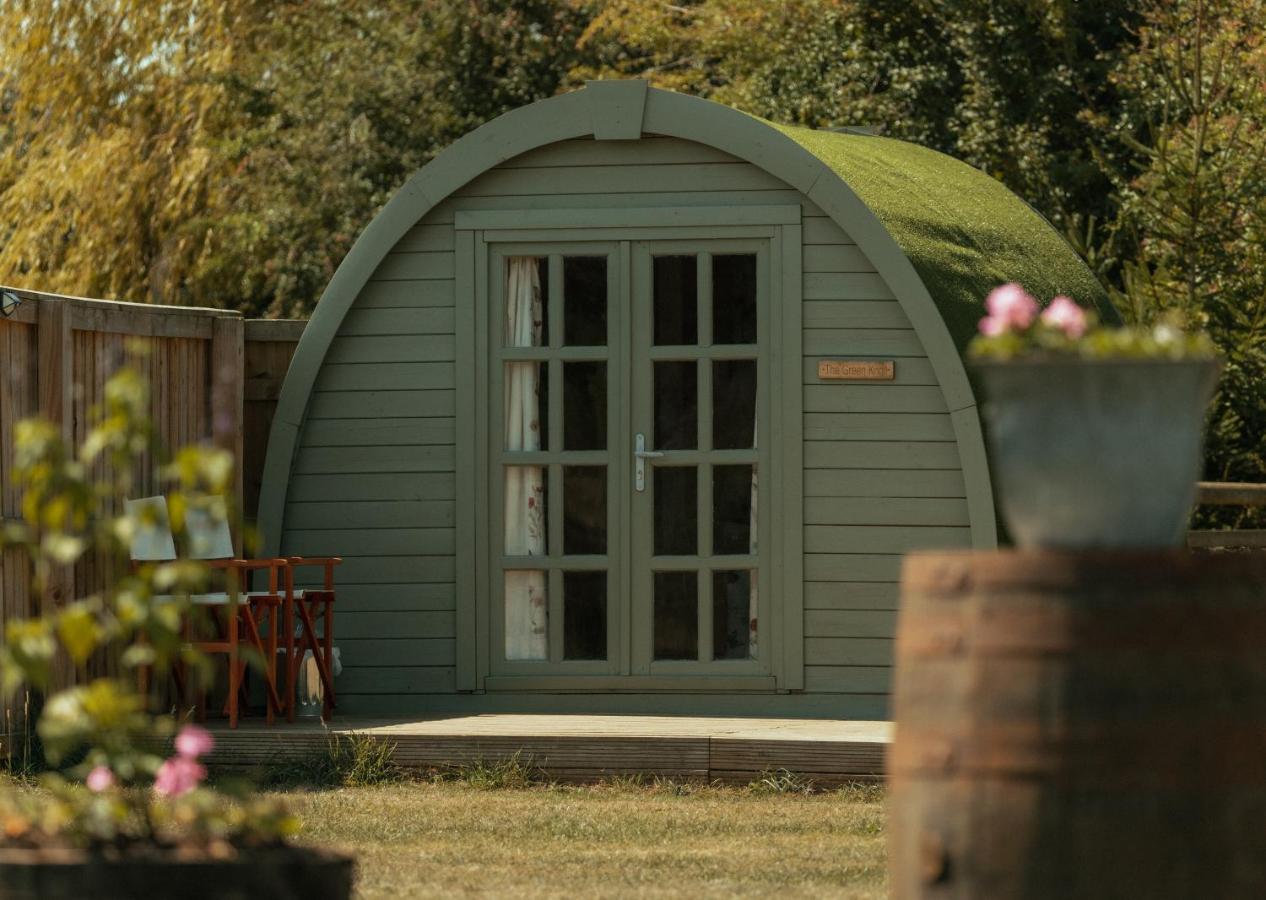 Glamping In Wiltshire The Green Knoll Is A Charm 치펜햄 외부 사진